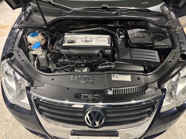 イオス ２．０ＴＳＩ　電動オープン　ハードトップ　ガラススライディングルーフ　社外ナビ　フルセグＴＶ　ベージュ革シート　左ハンドル　新車並行輸入車　パワーシート　ＥＴＣ　ドラレコ　純正アルミホイール（35枚目）