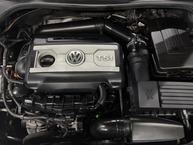 イオス ２．０ＴＳＩ　電動オープン　ハードトップ　ガラススライディングルーフ　社外ナビ　フルセグＴＶ　ベージュ革シート　左ハンドル　新車並行輸入車　パワーシート　ＥＴＣ　ドラレコ　純正アルミホイール（36枚目）