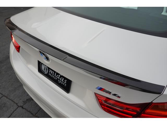 M4 M4クーペ M4クーペ(4名)・Mカーボンセラミックブレーキ・アダプティブMサスペンション・インテリアカーボン・ハーマンカードン・フルホワイトレザー・アロイ19AW(13枚目)