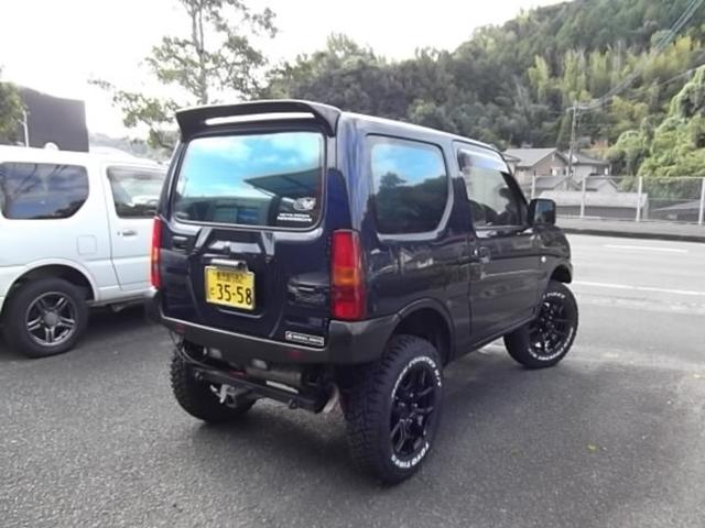 ジムニー ＸＧ　インチアップ　サスペンション　リフトアップキット　ラテラルロット新品　マッドタイヤ　アルミホイール新品　エアロバンパー前後新品ナビ付き（5枚目）