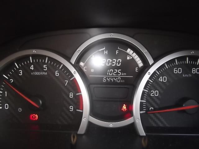 ジムニー ＸＧ　インチアップ　サスペンション　リフトアップキット　ラテラルロット新品　マッドタイヤ　アルミホイール新品　エアロバンパー前後新品ナビ付き（15枚目）