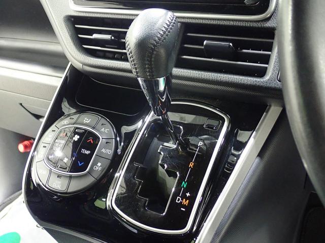 ZS 煌 純正9型ナビ 純正12型後席モニター セーフティセンス 両側電動ドア リアオートエアコン 8人乗 クルーズコントロール LEDヘッド プリクラッシュ DVD再生 前後個別再生 バックカメラ ETC(40枚目)