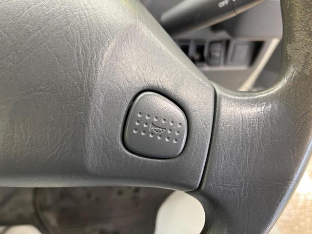 スペシャル 禁煙車 5速MT 3方開荷台 AM/FMラジオ あおり縁ゴム 荷台ゴムマット テールゲートチェーン(26枚目)