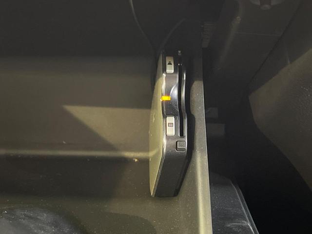 クロスター 禁煙車 純正8型ナビフルセグ ルーフレール 衝突被害軽減 アダプティブクルーズ パーキングセンサ バックカメラ LEDヘッド 専用16AW オートハイビーム ETC Bluetooth DVD再生(8枚目)