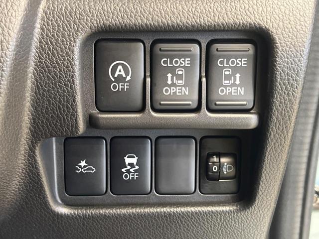 X Vセレクション ホワイトルーフ 禁煙車 純正ナビフルセグ アラウンドビューモニタ 両側電動ドア 衝突軽減 前後誤発進抑制 黒内装 純正14AW Bluetooth DVD再生 後席サンシェード/シーリングファン(6枚目)