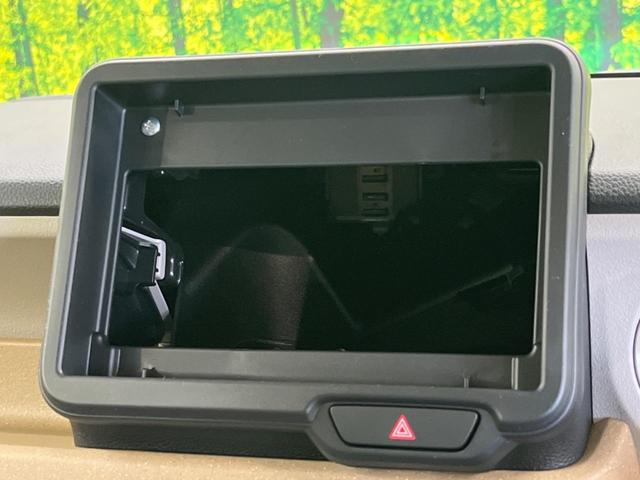 Ｎ－ＢＯＸ ベースグレード　現行型　届出済未使用車　ホンダセンシンング　電動スライドドア　渋滞追従アダプティブクルーズ　バックカメラ　パーキングセンサ　ＬＥＤヘッド　後席サンシェード　前後誤発進抑制　ＵＳＢ－Ｃ電源（3枚目）