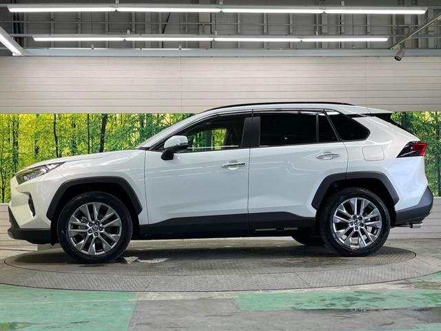 ＲＡＶ４ Ｇ　Ｚパッケージ　パノラマムーンルーフ　純正９型ナビフルセグ　パノラミックビュー　デジタルインナーミラー　ＢＳＭ　セーフティセンス　レーダークルーズ　シートベンチレーション　シートメモリー　パワーバックドア　ＥＴＣ（60枚目）