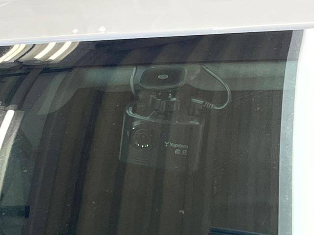 オーラ Ｇ　禁煙車　９型コネクトナビＴＶ　ＢＯＳＥサウンド　アラウンドビューモニタ　プロパイロット　アダプティブＬＥＤヘッド　純正１７インチＡＷ　ＡｐｐｌｅＣａｒＰｌａｙ　ＥＴＣ２．０　後側方車両検知警告（33枚目）