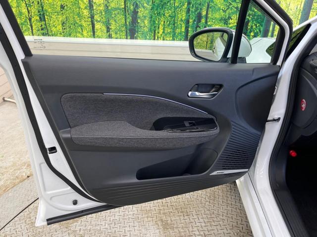 オーラ Ｇ　禁煙車　９型コネクトナビＴＶ　ＢＯＳＥサウンド　アラウンドビューモニタ　プロパイロット　アダプティブＬＥＤヘッド　純正１７インチＡＷ　ＡｐｐｌｅＣａｒＰｌａｙ　ＥＴＣ２．０　後側方車両検知警告（43枚目）