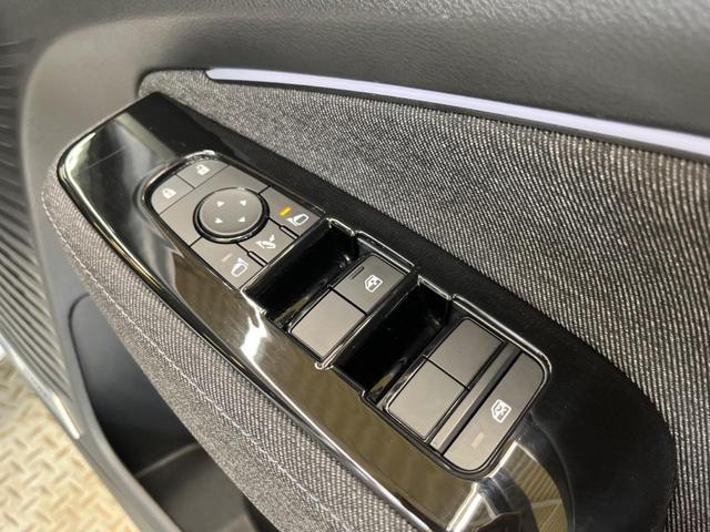 オーラ Ｇ　禁煙車　９型コネクトナビＴＶ　ＢＯＳＥサウンド　アラウンドビューモニタ　プロパイロット　アダプティブＬＥＤヘッド　純正１７インチＡＷ　ＡｐｐｌｅＣａｒＰｌａｙ　ＥＴＣ２．０　後側方車両検知警告（53枚目）