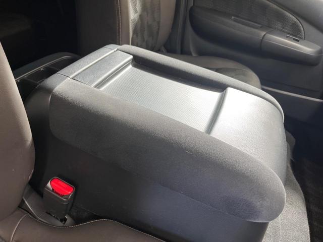 キャラバン ロンググランドプレミアムＧＸ　ロング　禁煙車　ナビフルセグ　アラウンドビューモニタ　ＬＥＤヘッド　衝突被害軽減　インテリジェントルームミラー　ＬＥＤフォグ　半革シート　スマートキー　オートエアコン　リアヒーター／クーラー　ＥＴＣ（33枚目）
