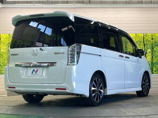 ステップワゴンスパーダ Ｚ　クールスピリット　禁煙車　ナビフルセグ　フリップダウンモニター　両側電動ドア　バックカメラ　ＨＩＤヘッド　純正１７インチＡＷ　クルーズコントロール　半革シート　ＥＴＣ　スマートキー　オートエアコン　オートライト（17枚目）