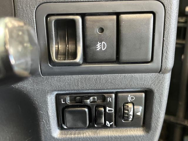 ジムニー ランドベンチャー　４ＷＤ　ターボ　ナビフルセグ　レザーシート　シートヒーター　ＥＴＣ　純正１６インチＡＷ　Ｂｌｕｅｔｏｏｔｈ　ＣＤ　電動格納ミラー　ステアリングスイッチ　プライバシーガラス（39枚目）