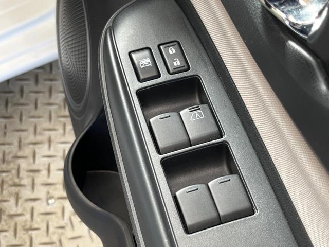 ノート ｅ－パワー　Ｘ　禁煙車　ナビ　バックカメラ　インテリジェントエマージェンシーブレーキ　ＥＴＣ　スマートキー　オートライト　オートエアコン　純正１５インチＡＷ　ＣＤ　プライバシーガラス　電動格納ミラー（40枚目）
