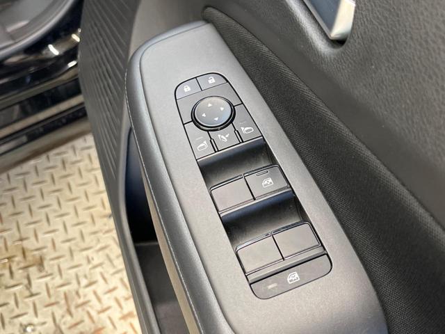 ノート Ｘ　禁煙車　純正ナビ　バックカメラ　全方位運転支援システム　ドラレコ　コーナーセンサー　スマートキー　ＬＥＤヘッド　ビルトインＥＴＣ　オートライト　オートエアコン　Ｂｌｕｅｔｏｏｔｈ　ＣＤ／ＤＶＤ（43枚目）