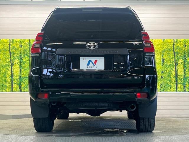 ランドクルーザープラド ＴＸ　Ｌパッケージ　マットブラックエディション　ムーンルーフ　禁煙車　９型ナビフルセグ　バックカメラ　ベージュ革　ルーフレール　専用１８インチＡＷ　セーフティセンス　レーダークルーズ　パーキングサポートブレーキ　パワーシート　シートベンチレーション（16枚目）