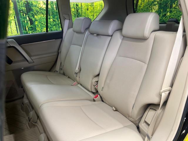ランドクルーザープラド ＴＸ　Ｌパッケージ　マットブラックエディション　ムーンルーフ　禁煙車　９型ナビフルセグ　バックカメラ　ベージュ革　ルーフレール　専用１８インチＡＷ　セーフティセンス　レーダークルーズ　パーキングサポートブレーキ　パワーシート　シートベンチレーション（34枚目）
