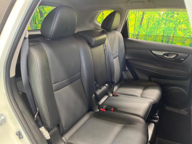 エクストレイル ２０Ｘ　４ＷＤ　禁煙車　ナビフルセグ　アラウンドビューモニタ　プロパイロット　ＬＥＤヘッド　ルーフレール　電動バックドア　衝突被害軽減　インテリジェントルームミラー　後側方車両検知警告　電動パーキングブレーキ（11枚目）