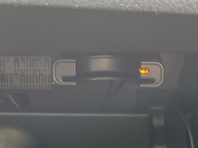 エクストレイル ２０Ｘ　４ＷＤ　禁煙車　ナビフルセグ　アラウンドビューモニタ　プロパイロット　ＬＥＤヘッド　ルーフレール　電動バックドア　衝突被害軽減　インテリジェントルームミラー　後側方車両検知警告　電動パーキングブレーキ（31枚目）