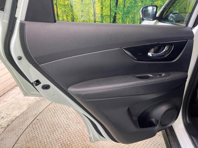 エクストレイル ２０Ｘ　４ＷＤ　禁煙車　ナビフルセグ　アラウンドビューモニタ　プロパイロット　ＬＥＤヘッド　ルーフレール　電動バックドア　衝突被害軽減　インテリジェントルームミラー　後側方車両検知警告　電動パーキングブレーキ（45枚目）