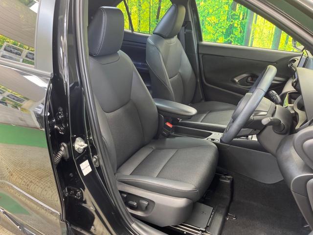 ヤリスクロス ハイブリッドＺ　モデリスタエアロ　禁煙車　純正８型ナビＴＶ　パノラミックビューモニタ　セーフティセンス　レーダークルーズ　ブラインドスポットモニタ　ハンズフリー電動バックドア　ＡｐｐｌｅＣａｒＰｌａｙ　ＥＴＣ（9枚目）