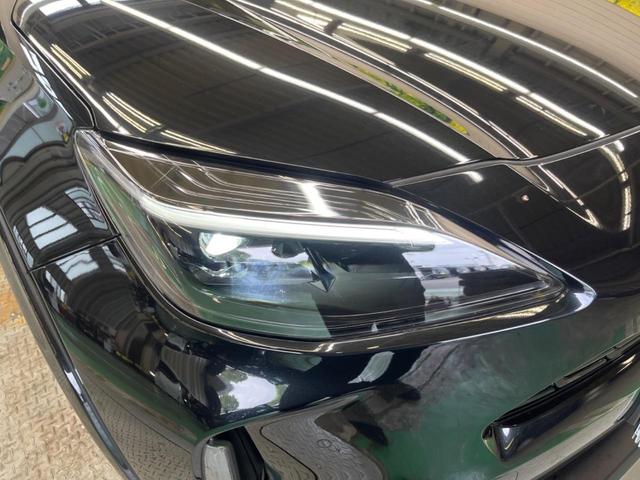 ヤリスクロス ハイブリッドＺ　モデリスタエアロ　禁煙車　純正８型ナビＴＶ　パノラミックビューモニタ　セーフティセンス　レーダークルーズ　ブラインドスポットモニタ　ハンズフリー電動バックドア　ＡｐｐｌｅＣａｒＰｌａｙ　ＥＴＣ（12枚目）