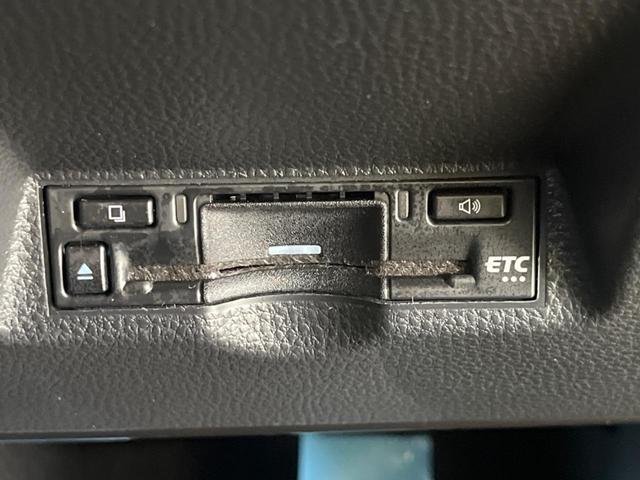 ヤリスクロス ハイブリッドＺ　モデリスタエアロ　禁煙車　純正８型ナビＴＶ　パノラミックビューモニタ　セーフティセンス　レーダークルーズ　ブラインドスポットモニタ　ハンズフリー電動バックドア　ＡｐｐｌｅＣａｒＰｌａｙ　ＥＴＣ（31枚目）