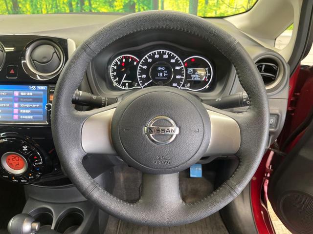 ノート メダリスト　ＤＩＧ－Ｓ　禁煙車　純正ナビフルセグ　アラウンドビューモニタ　ＥＴＣ　Ｂｌｕｅｔｏｏｔｈ　スマートキー　オートエアコン　半革シート　オートライト　革巻ステアリング　ＤＶＤ再生（12枚目）