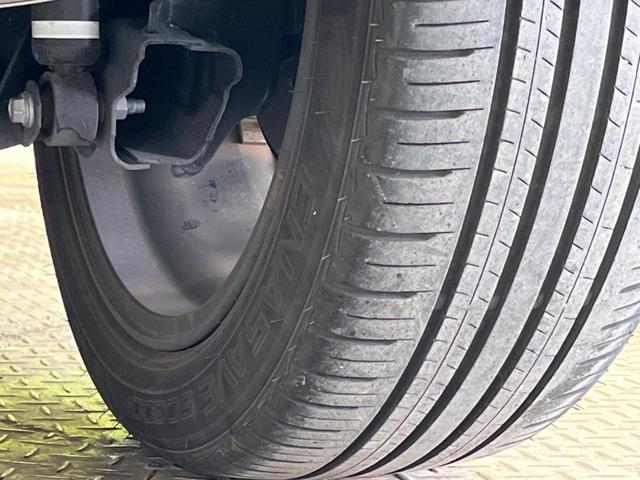 ヤリスクロス ハイブリッドＺ　禁煙車　衝突軽減装置　レーダークルーズ　純正ディスプレイオーディオ　全周囲カメラ　ブラインドスポットモニター　ハンズフリーパワーバックドア　クリアランスソナー　ＬＥＤヘッド　オートハイビーム（21枚目）