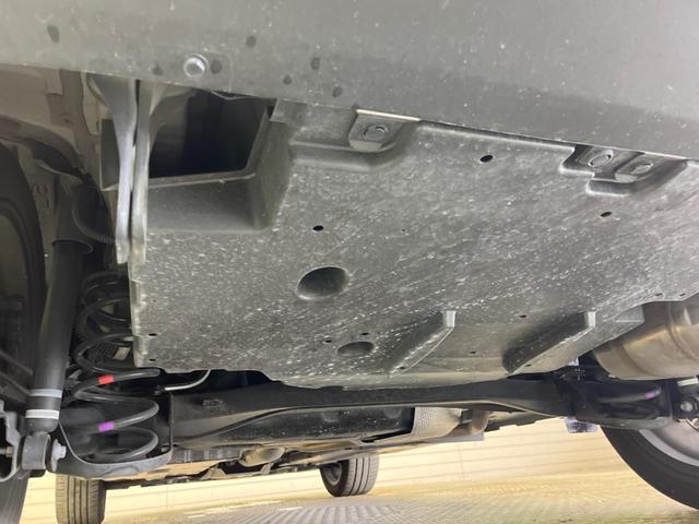 ヤリスクロス ハイブリッドＺ　禁煙車　衝突軽減装置　レーダークルーズ　純正ディスプレイオーディオ　全周囲カメラ　ブラインドスポットモニター　ハンズフリーパワーバックドア　クリアランスソナー　ＬＥＤヘッド　オートハイビーム（23枚目）