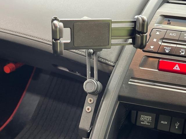 Ｓ６６０ α　６速ＭＴ　禁煙車　モデューロアルミ　ＬＥＤヘッド　クルーズコントロール　ＥＴＣ　半革シート　スマートキー　オートエアコン　革巻ステアリング　ＵＳＢ／ＡＵＸ接続（30枚目）