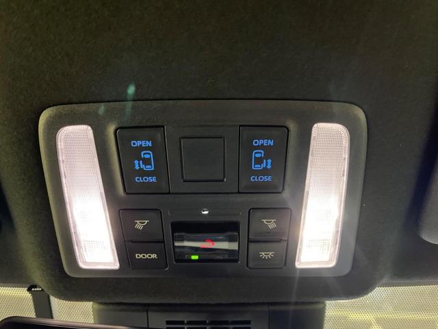 ヴォクシー ハイブリッドS-Z 三眼LED 禁煙車 純正10.5型ナビTV 純正14型後席モニター 両側電動ドア バックカメラ セーフティセンス 純正17インチAW 半革 シートヒーター 後席オートエアコン ETC2.0 DVD再生(6枚目)