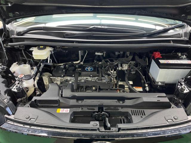 ヴォクシー ハイブリッドS-Z 三眼LED 禁煙車 純正10.5型ナビTV 純正14型後席モニター 両側電動ドア バックカメラ セーフティセンス 純正17インチAW 半革 シートヒーター 後席オートエアコン ETC2.0 DVD再生(19枚目)