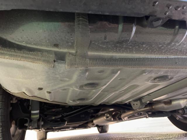 ヴォクシー ハイブリッドS-Z 三眼LED 禁煙車 純正10.5型ナビTV 純正14型後席モニター 両側電動ドア バックカメラ セーフティセンス 純正17インチAW 半革 シートヒーター 後席オートエアコン ETC2.0 DVD再生(22枚目)