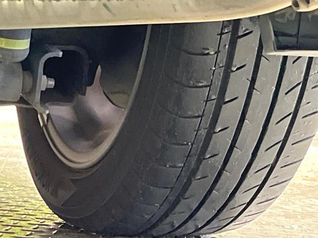 ヴォクシー ハイブリッドS-Z 三眼LED 禁煙車 純正10.5型ナビTV 純正14型後席モニター 両側電動ドア バックカメラ セーフティセンス 純正17インチAW 半革 シートヒーター 後席オートエアコン ETC2.0 DVD再生(23枚目)