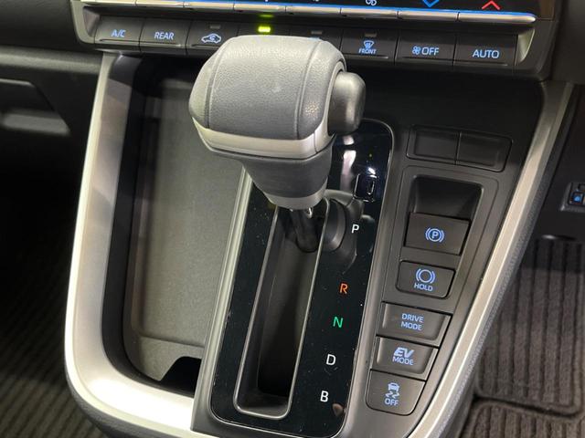 ヴォクシー ハイブリッドS-Z 三眼LED 禁煙車 純正10.5型ナビTV 純正14型後席モニター 両側電動ドア バックカメラ セーフティセンス 純正17インチAW 半革 シートヒーター 後席オートエアコン ETC2.0 DVD再生(24枚目)