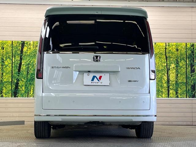 ステップワゴン ｅ：ＨＥＶスパーダ　禁煙車　純正１１．４型ナビＴＶ　マルチビューカメラ　両側電動ドア　ホンダセンシング　渋滞追従アダプティブクルーズ　電動バックドア　半革シート　シートヒーター　後席オートエアコン　後席オットマン（15枚目）