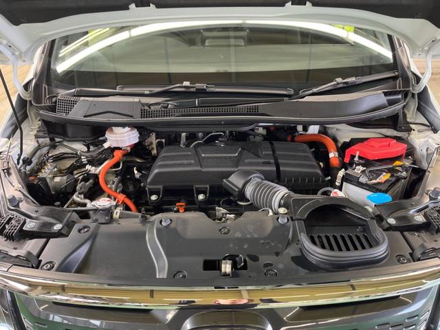 ステップワゴン ｅ：ＨＥＶスパーダ　禁煙車　純正１１．４型ナビＴＶ　マルチビューカメラ　両側電動ドア　ホンダセンシング　渋滞追従アダプティブクルーズ　電動バックドア　半革シート　シートヒーター　後席オートエアコン　後席オットマン（19枚目）