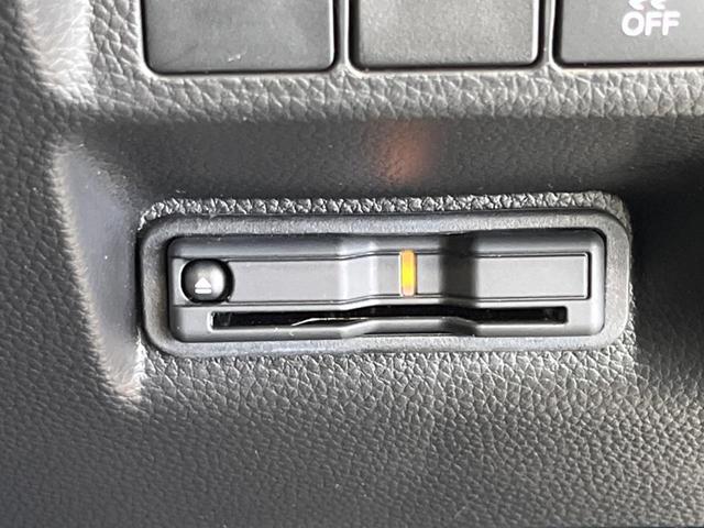 ステップワゴン ｅ：ＨＥＶスパーダ　禁煙車　純正１１．４型ナビＴＶ　マルチビューカメラ　両側電動ドア　ホンダセンシング　渋滞追従アダプティブクルーズ　電動バックドア　半革シート　シートヒーター　後席オートエアコン　後席オットマン（33枚目）