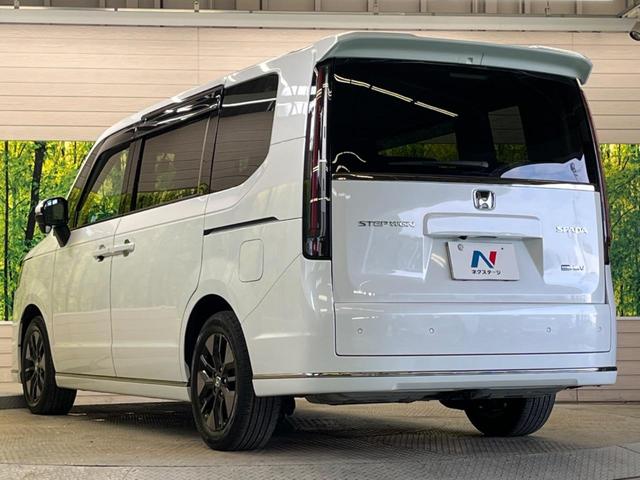 ステップワゴン ｅ：ＨＥＶスパーダ　禁煙車　純正１１．４型ナビＴＶ　マルチビューカメラ　両側電動ドア　ホンダセンシング　渋滞追従アダプティブクルーズ　電動バックドア　半革シート　シートヒーター　後席オートエアコン　後席オットマン（58枚目）