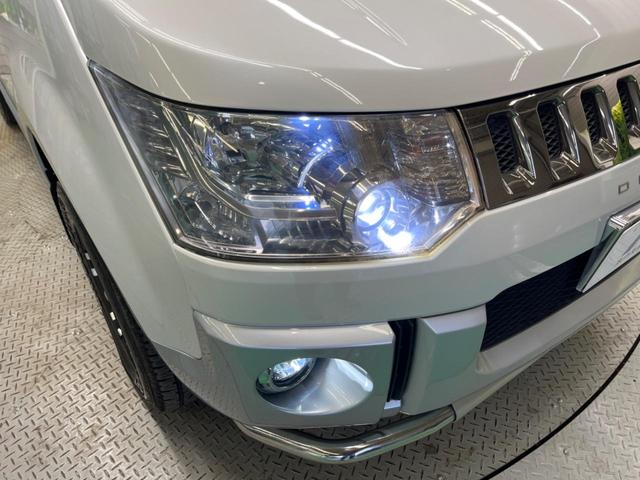 デリカD:5 シャモニー 4WD 7人乗 禁煙車 メーカーナビ フリップダウンモニター マルチアラウンドモニタ MKW16インチAW 純正アンダーガードバー 両側電動ドア HIDヘッド パワーシート シートヒーター ETC(12枚目)