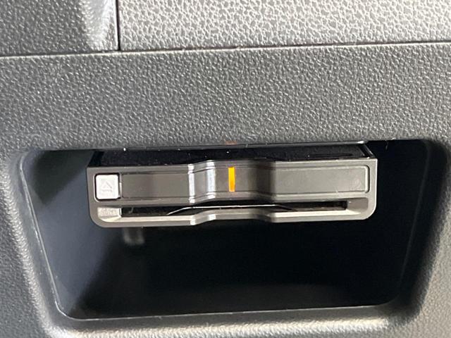 シフォン カスタムＲ　スペシャル　スマートアシスト　禁煙車　純正８型ナビＴＶ　パノラミックビューモニタ　両側電動ドア　衝突被害軽減　ＥＴＣ　Ｂｌｕｅｔｏｏｔｈ　ＬＥＤヘッド　純正１４インチＡＷ　半革　シートヒーター　コーナーセンサー　オートハイビーム（30枚目）