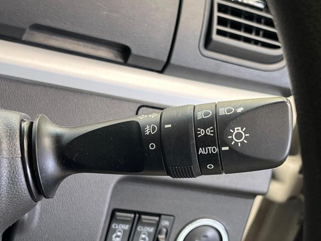 シフォン カスタムＲ　スペシャル　スマートアシスト　禁煙車　純正８型ナビＴＶ　パノラミックビューモニタ　両側電動ドア　衝突被害軽減　ＥＴＣ　Ｂｌｕｅｔｏｏｔｈ　ＬＥＤヘッド　純正１４インチＡＷ　半革　シートヒーター　コーナーセンサー　オートハイビーム（44枚目）