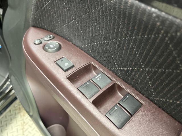 N-ONE プレミアム ツアラー・Lパッケージ ターボ 禁煙車 ディスプレイオーディオ バックカメラ HIDヘッド 純正15インチAW ETC Bluetooth クルーズコントロール 革巻ステアリング パドルシフト サイド/カーテンエアバッグ(45枚目)