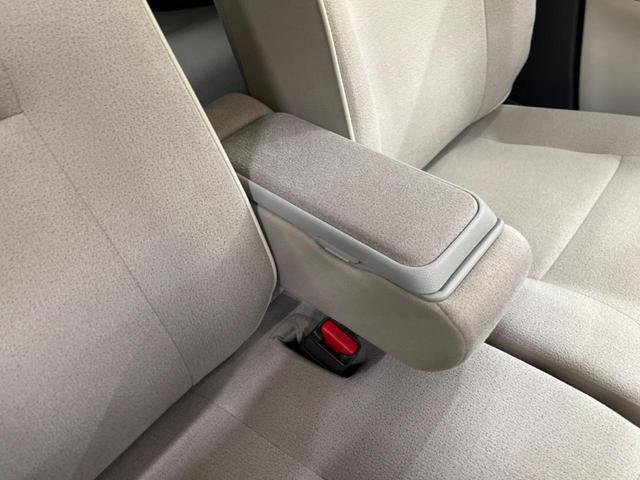 ムーヴキャンバス Ｘリミテッドメイクアップ　ＳＡＩＩ　ストライプスカラー　禁煙車　純正ナビフルセグ　両側電動ドア　バックカメラ　衝突被害軽減　ＥＴＣ　Ｂｌｕｅｔｏｏｔｈ　ＬＥＤフォグ　車線逸脱警告　オートライト　前後誤発進抑制　６スピーカー　ＤＶＤ再生（31枚目）