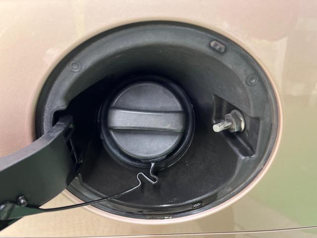 ムーヴキャンバス Ｘリミテッドメイクアップ　ＳＡＩＩ　ストライプスカラー　禁煙車　純正ナビフルセグ　両側電動ドア　バックカメラ　衝突被害軽減　ＥＴＣ　Ｂｌｕｅｔｏｏｔｈ　ＬＥＤフォグ　車線逸脱警告　オートライト　前後誤発進抑制　６スピーカー　ＤＶＤ再生（57枚目）