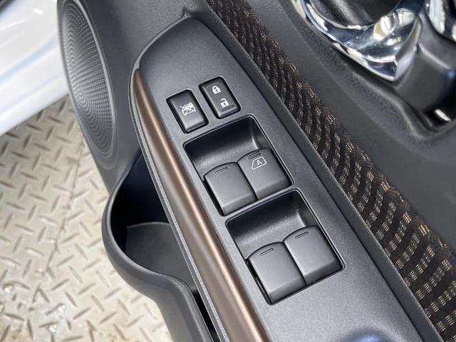 ノート e-パワー メダリスト 禁煙車 純正ナビフルセグ アラウンドビューモニター LEDヘッド インテリジェントクルーズ 衝突被害軽減 ETC Bluetooth インテリジェントルームミラー 半革シート 純正15インチAW(53枚目)