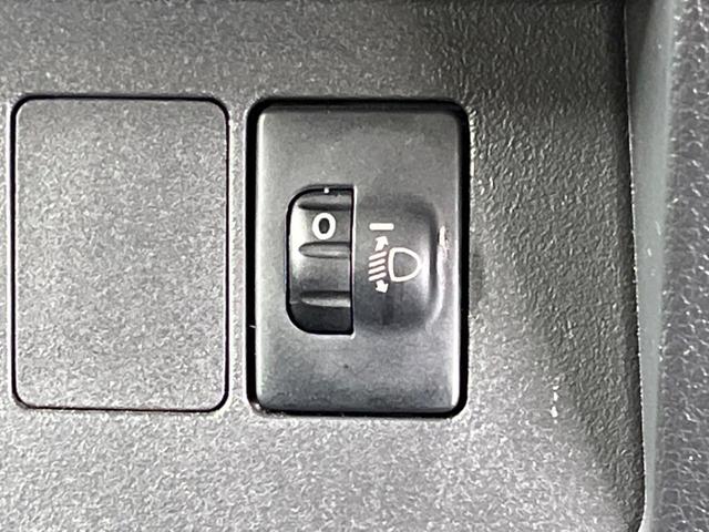 ハイゼットトラック ジャンボ 禁煙車 CD AM/FM フォグランプ パワーウィンドウ リモコンキー ドアポケット プライバシーガラス AUX エアコン 運転席/助手席エアバック(30枚目)