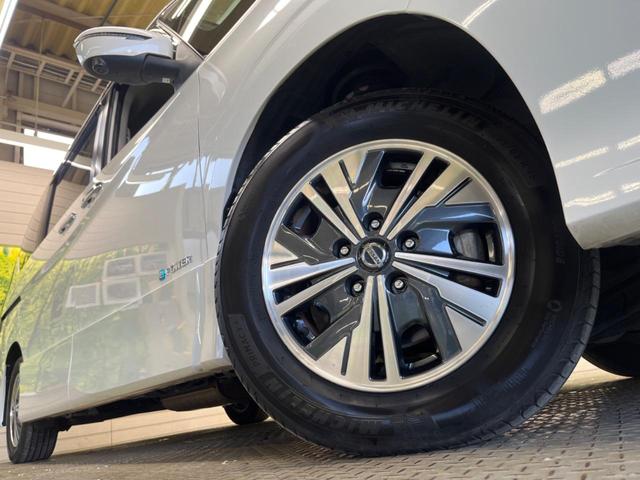 セレナ e-パワー ハイウェイスターV 禁煙車 衝突軽減 プロパイロット フリップダウンモニター 純正10型ナビフルセグ 全周囲カメラ ハンズフリーパワーバックドア ブラインドスポットモニター Bluetooth ドラレコ ETC(15枚目)