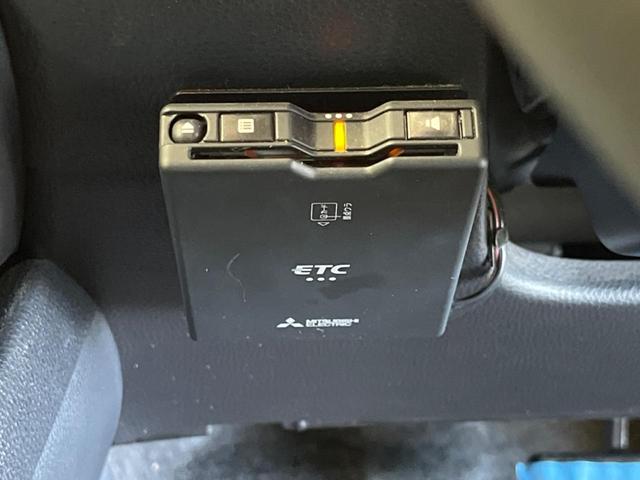 ヤリス G 禁煙車 衝突軽減 レーダークルーズ モデリスタエアロ 3眼LEDヘッド 純正ディスプレイオーディオ AppleCarPiay ドラレコ ETC Bluetooth オートハイビーム 16インチアルミ(8枚目)